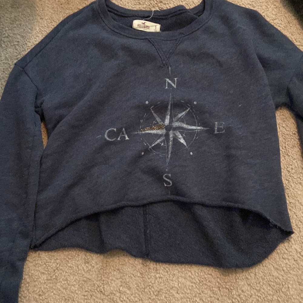 long sleeve crop top